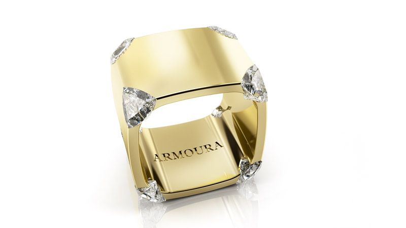 StuartMcGrathTrilliant ring 18ct yellow gold with clear diamonds