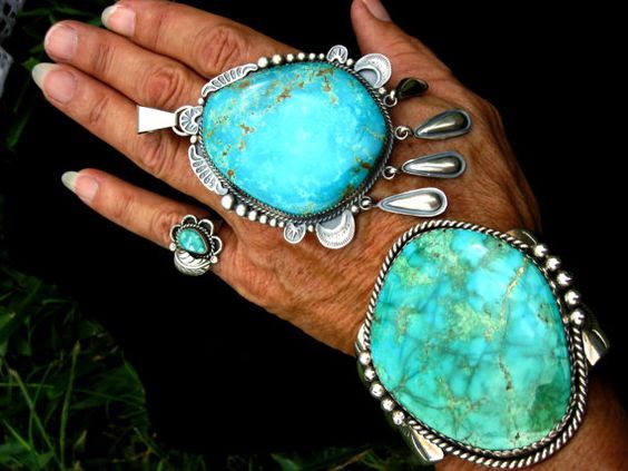 Turquoise Navajo Jewelry