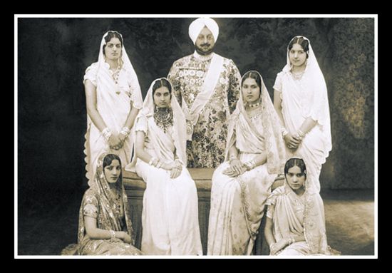 Familypic-Maharaja