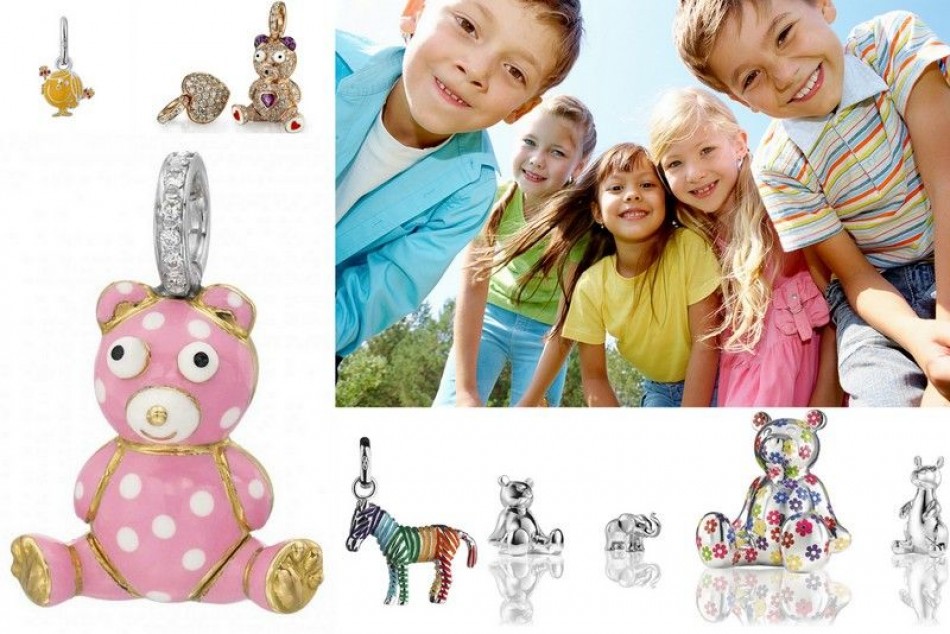 Will you get your children jewelry this Christmas? Get some inspiration here!