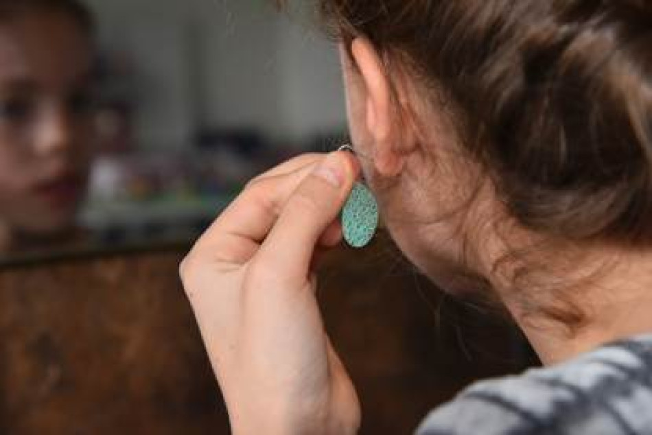 Warning: 1 in 5 pieces of fashion jewelry may be damaging your health!